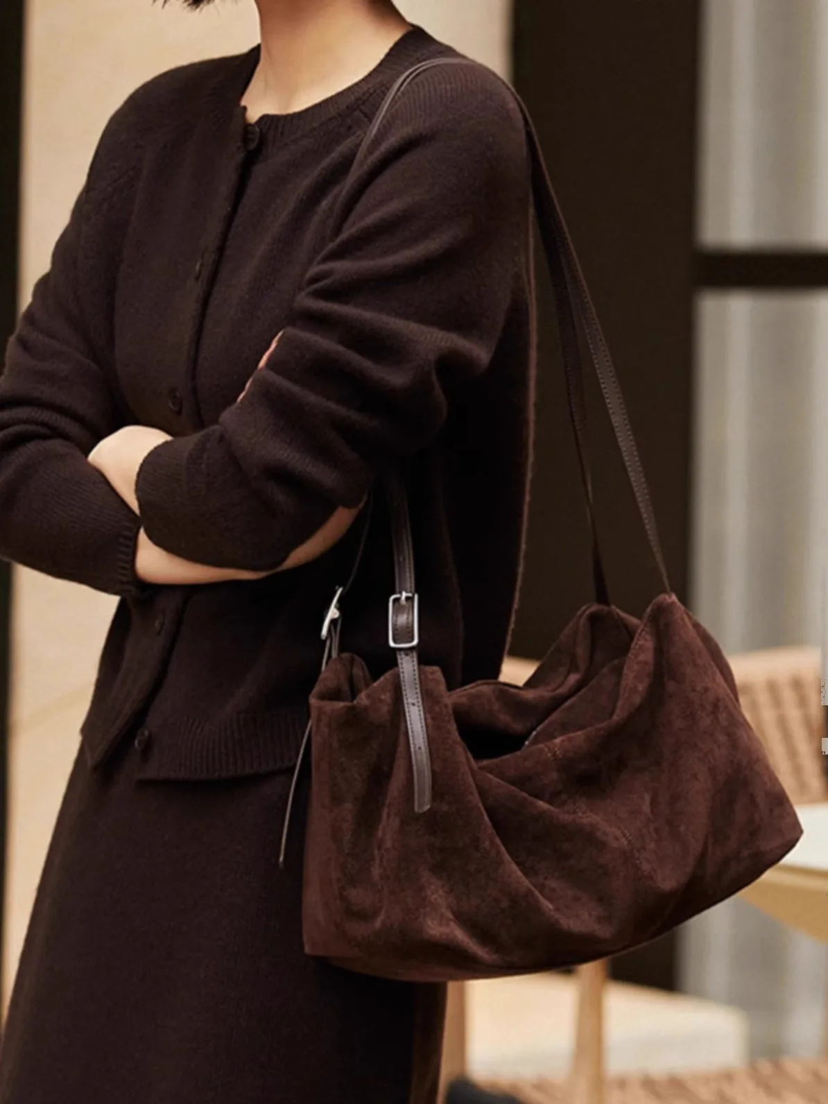 الشعور بالصف! مزاجه جولة الرقبة 100 الكشمير الخالص متماسكة سترة دعوى المرأة فضفاضة أسفل سترة معطف