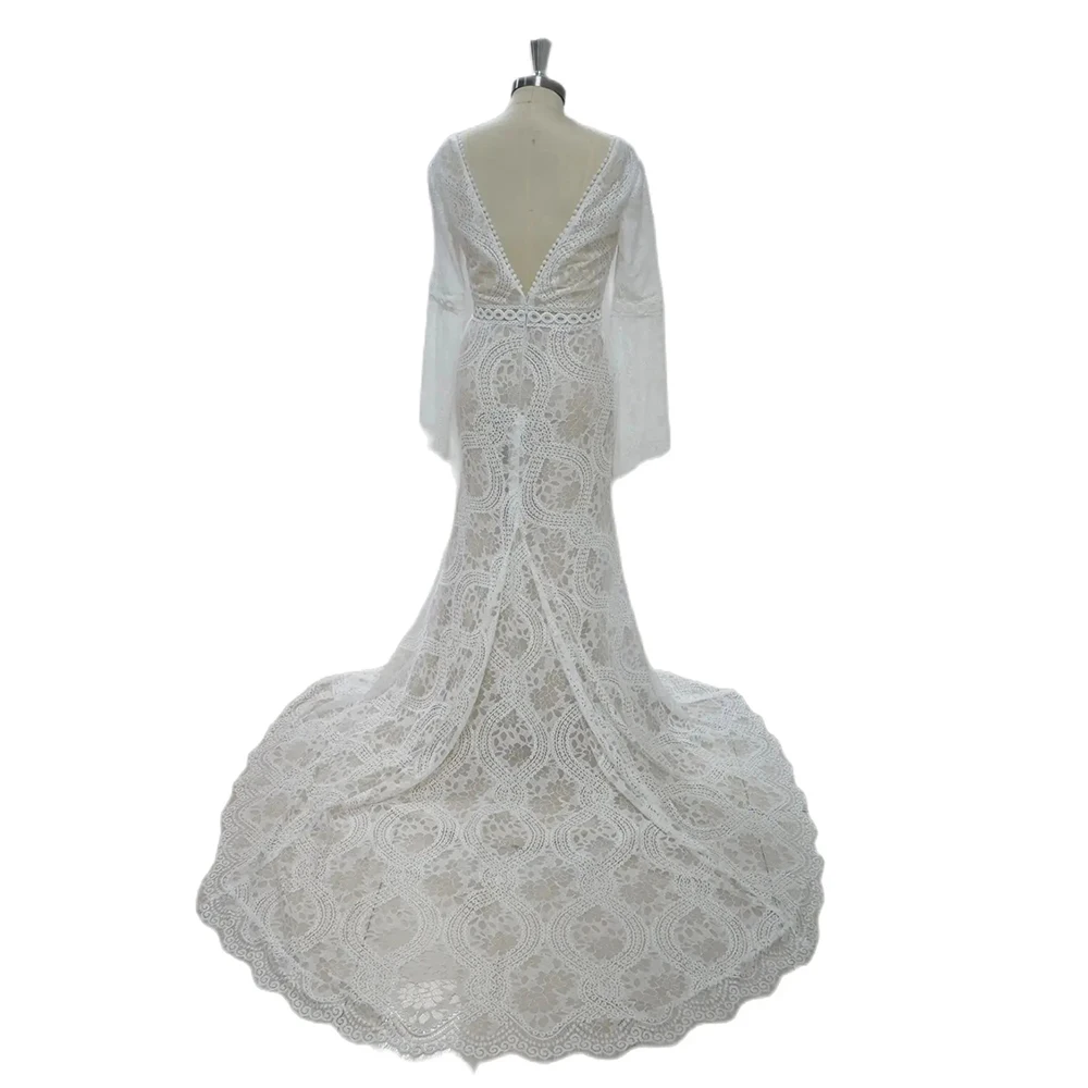 Gypsy Beach Boho Tassel Wedding Dresses 2024 V Neck Bell Sleeve Backless Hollow Out Lace Bridal Gown