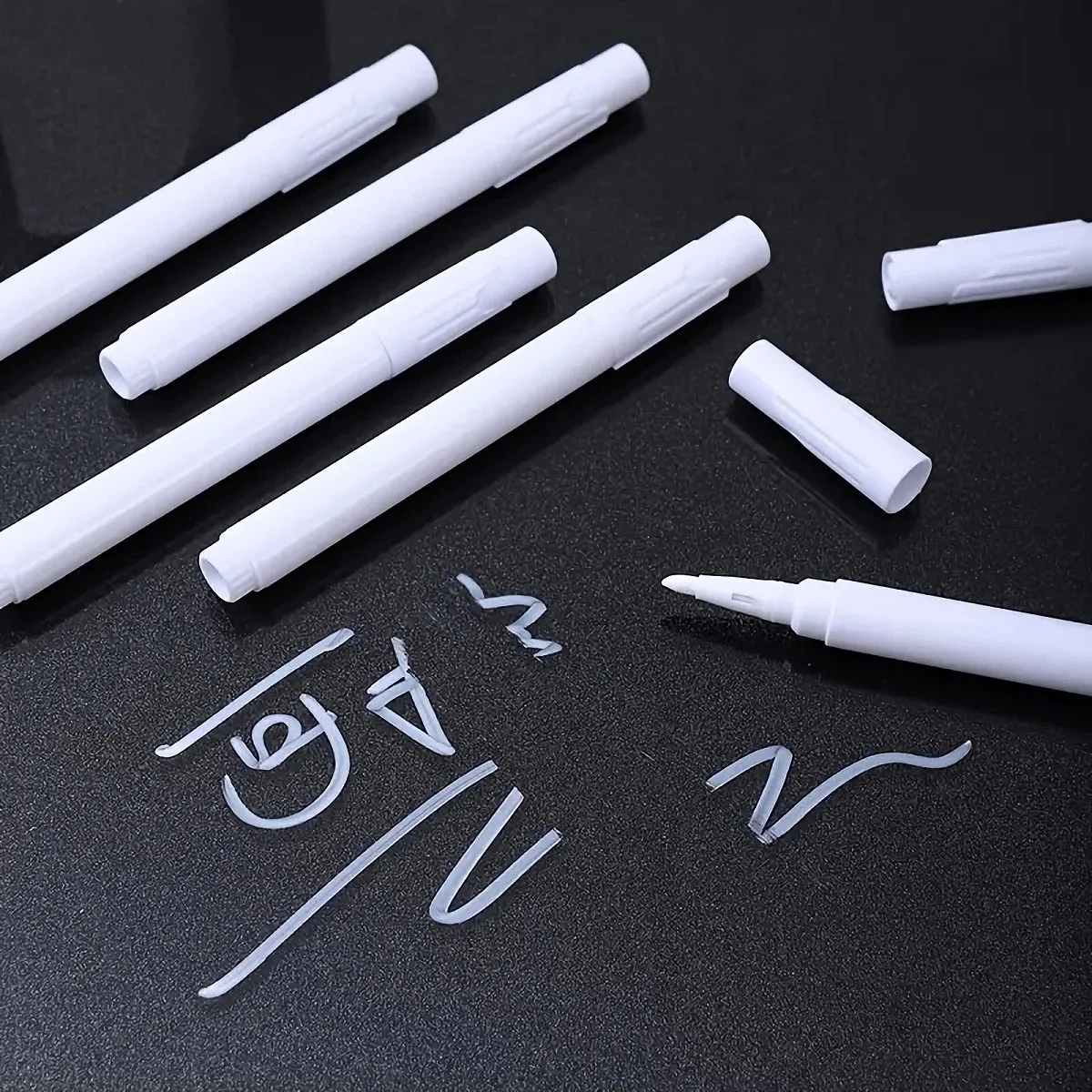 

12 White Wet Wipe Markers – Chalk Liquid, Quick Dry & Erasable, for Glass Boards, Fridge Labels, Mirror Quotes & Home Crafts