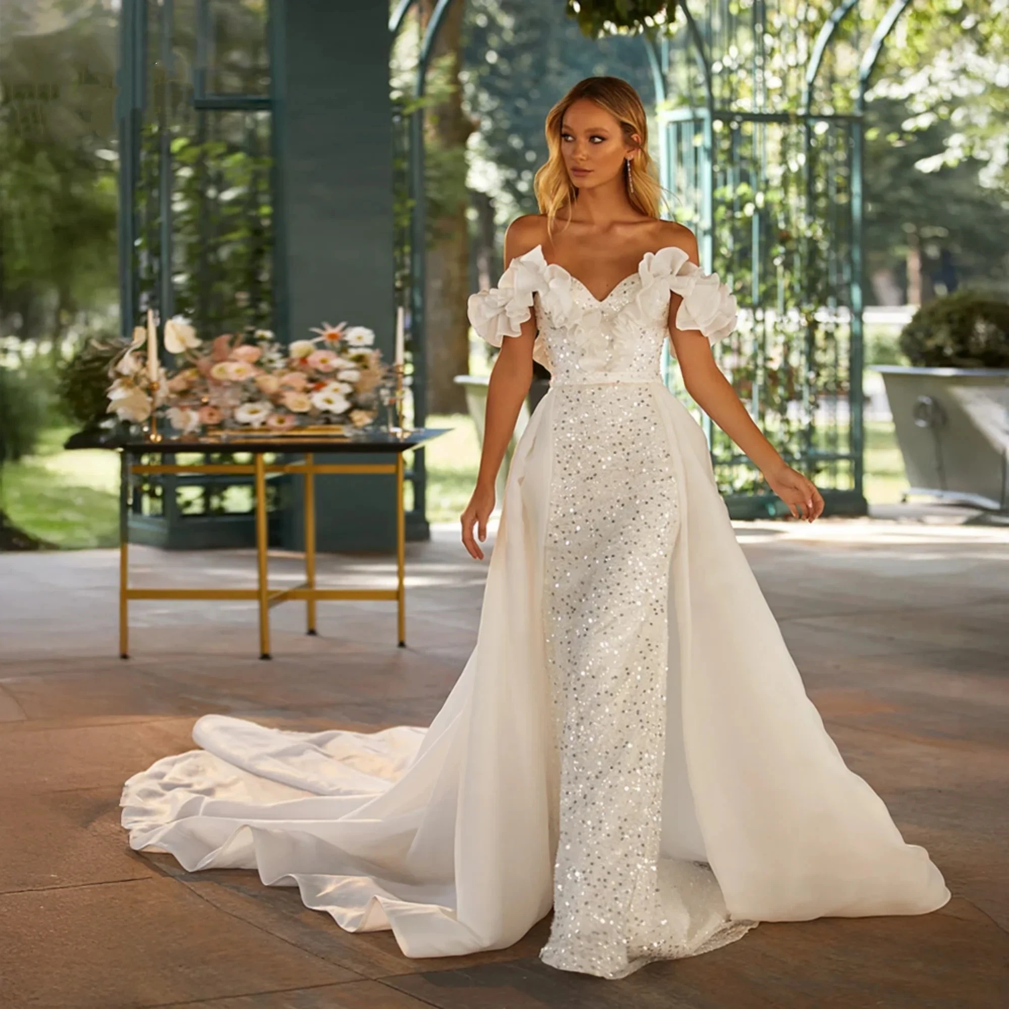 

Customized Luxurious Sparkling Mermaid Sparkling Beads Detachable Wedding Dress Sexy V-neck Off the Shoulder Ball Bridal Dress