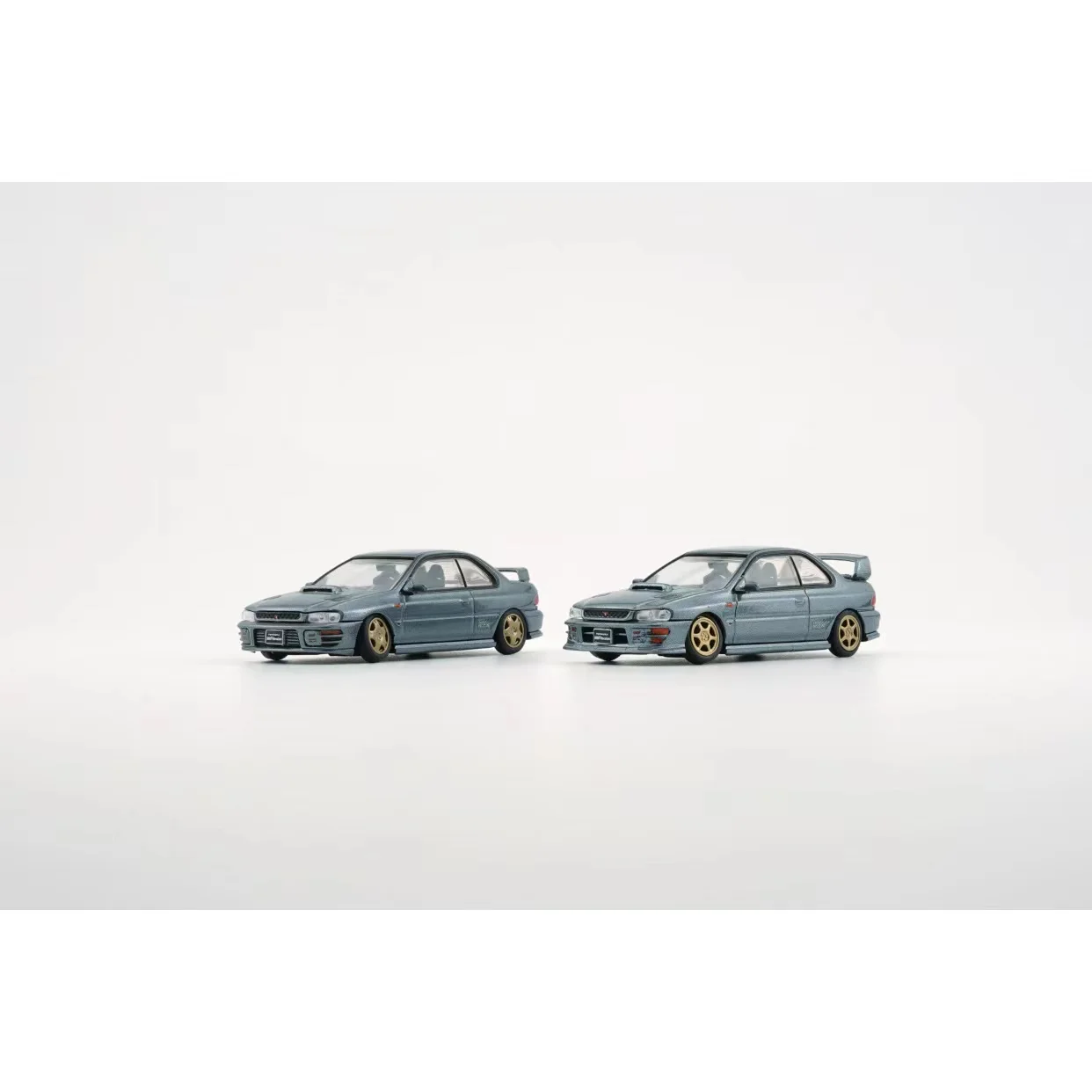 

BM 1:64 Model Car Impreza WRX Type R 3, 4-6 Alloy Die-Cast Vehicle W/accessories -Dolphin Grey (LHD)