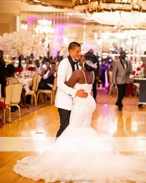 Robe de Mariée Sirène en Dentelle Personnalisée, Grande Taille, avec Traîne à Balayage, Bretelles Spaghetti, pour Patients