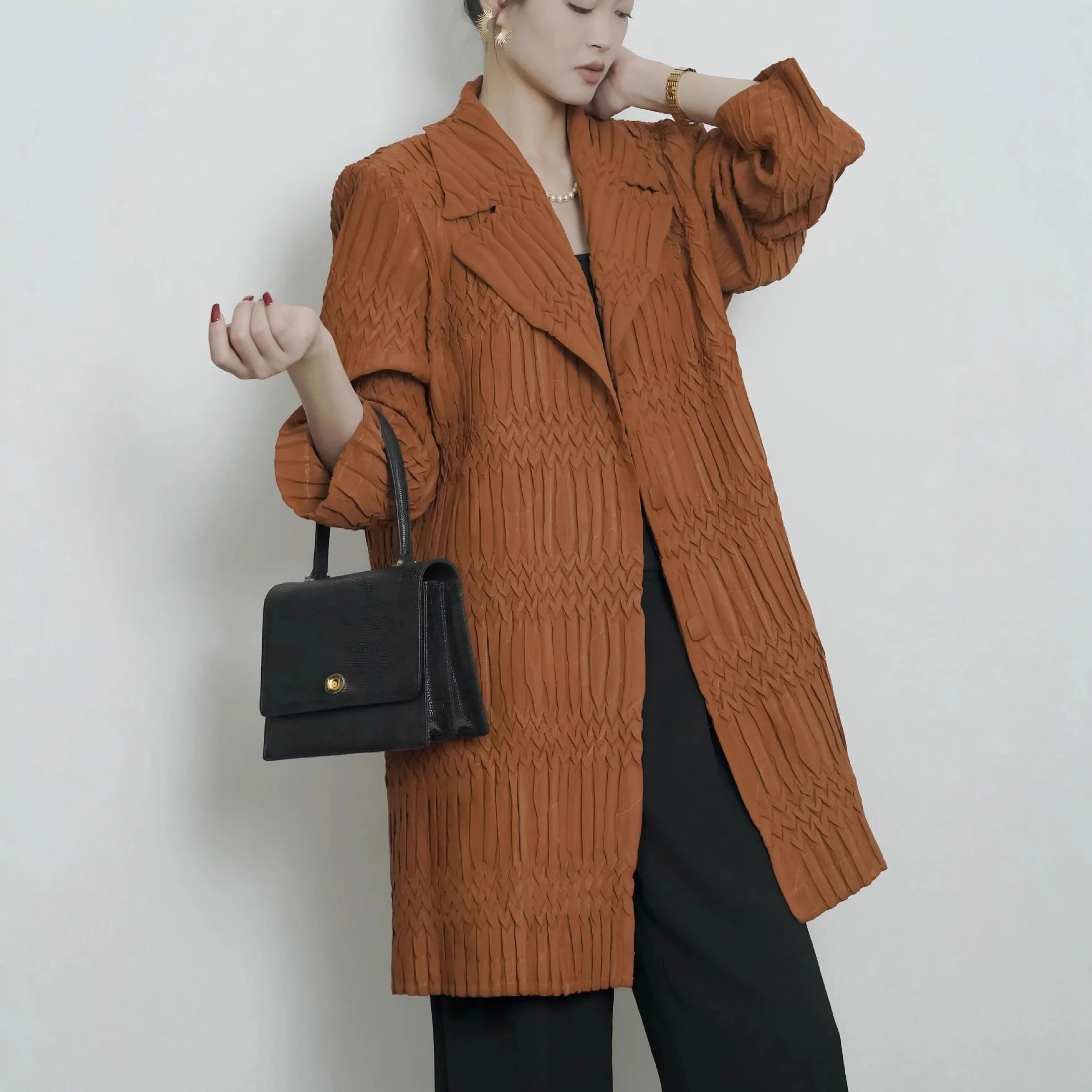 Miyake Pleated 2025 Autumn and Winter Heavy Hand Pleated Cotton Loose Cotton Clothing Thin Pleated Warm Windbreaker Jacket Women