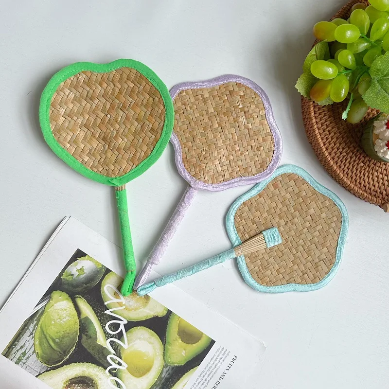 Chinese Style Colorful Handmade FanHeart Shaped Straw Bamboo Woven Fan Summer Anti-Mosquito Cooler Handfan Home Decor Pendants