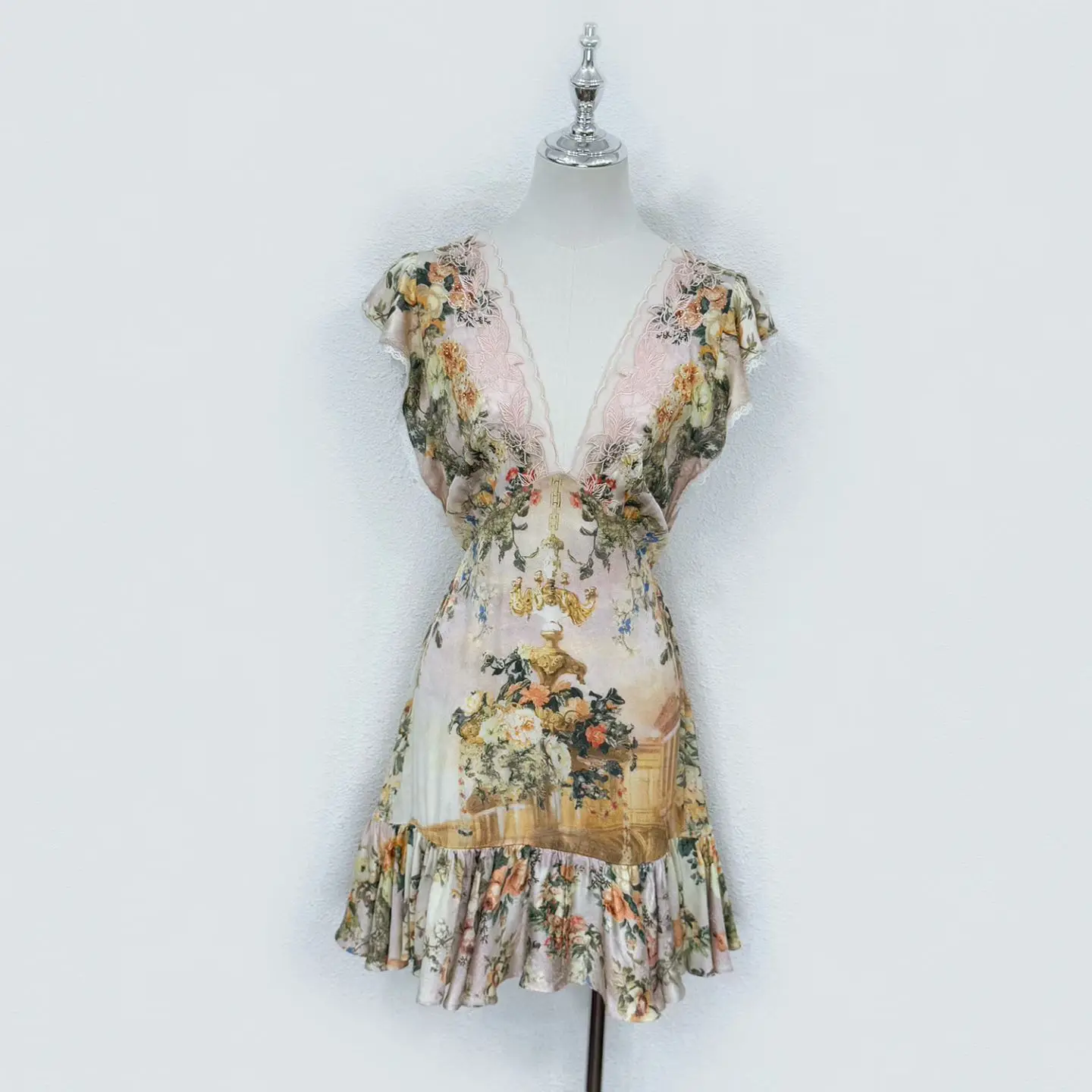 Summer Fashion Party Vintage Pattern Print Silk Mini Dress Women's Lace V-Neck Sleeveless High Waist A-Line Flounces Hem Dresses