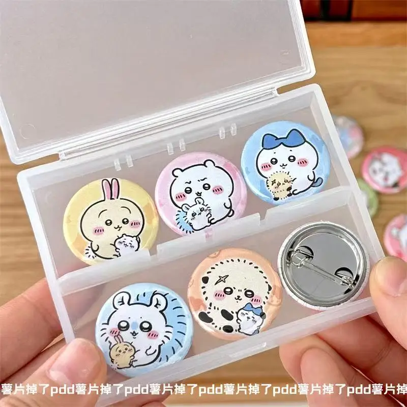 Épingles de badge Chiikawa sur le thème du printemps – Mini épingles en émail de dessin animé esthétique pour la décoration de scrapbooking et de journaux (amectueuses de l'emploi)
