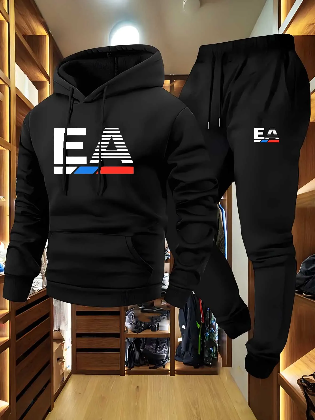 

A 2-piece men's autumn and winter printed long-sleeved sweatshirt and long sweatpants set