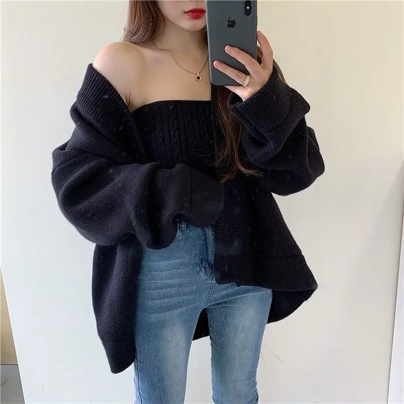 Autumn and Winter High End Explosive Soft Glutinous Milk Sweater Coat Women\'s Bra Knitted Cardigan Casual Two Piece Set