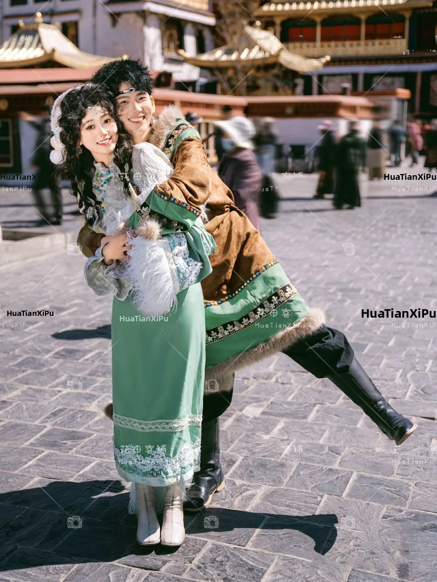 

New Trendy Tibetan Costume Full Set Couple Photography Travel Shoot Ethnic Wear Stage Costume Ladies Traditional Tibetan Dress