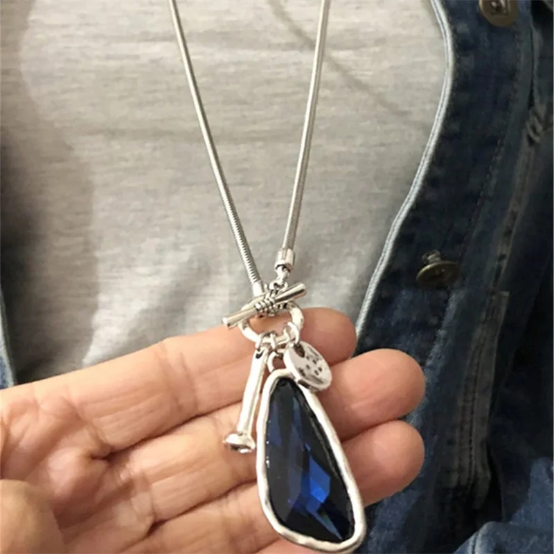 

New Fashion Irregular Crystal Pendant Necklace For Women Autumn Winter Sweater Chain Long Choker Girl Party Personalized Jewelry