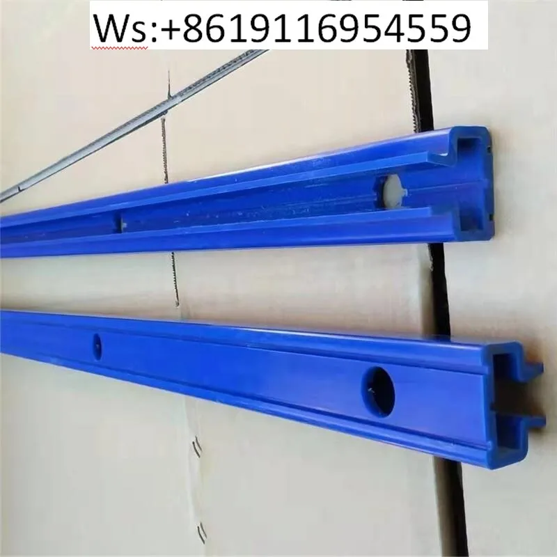 Cascade forklift attachments with single and double pallets, sliding support, wear-resistant strips