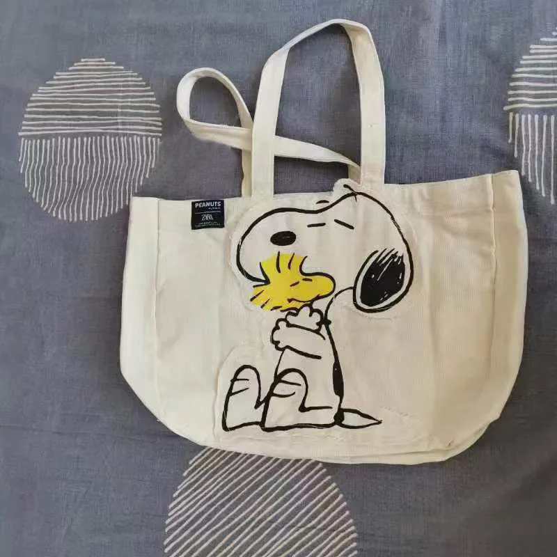 Nowa damska torba Snoopy z kreskówek Damska torba na ramię na jedno ramię Mała kwadratowa torba pod pachę