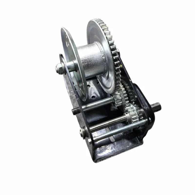Hand 2600Lbs Manual With Two Way Ratchet Self Locking Wire Rope Winch For Boat Trailer Marine Lifting Pulling