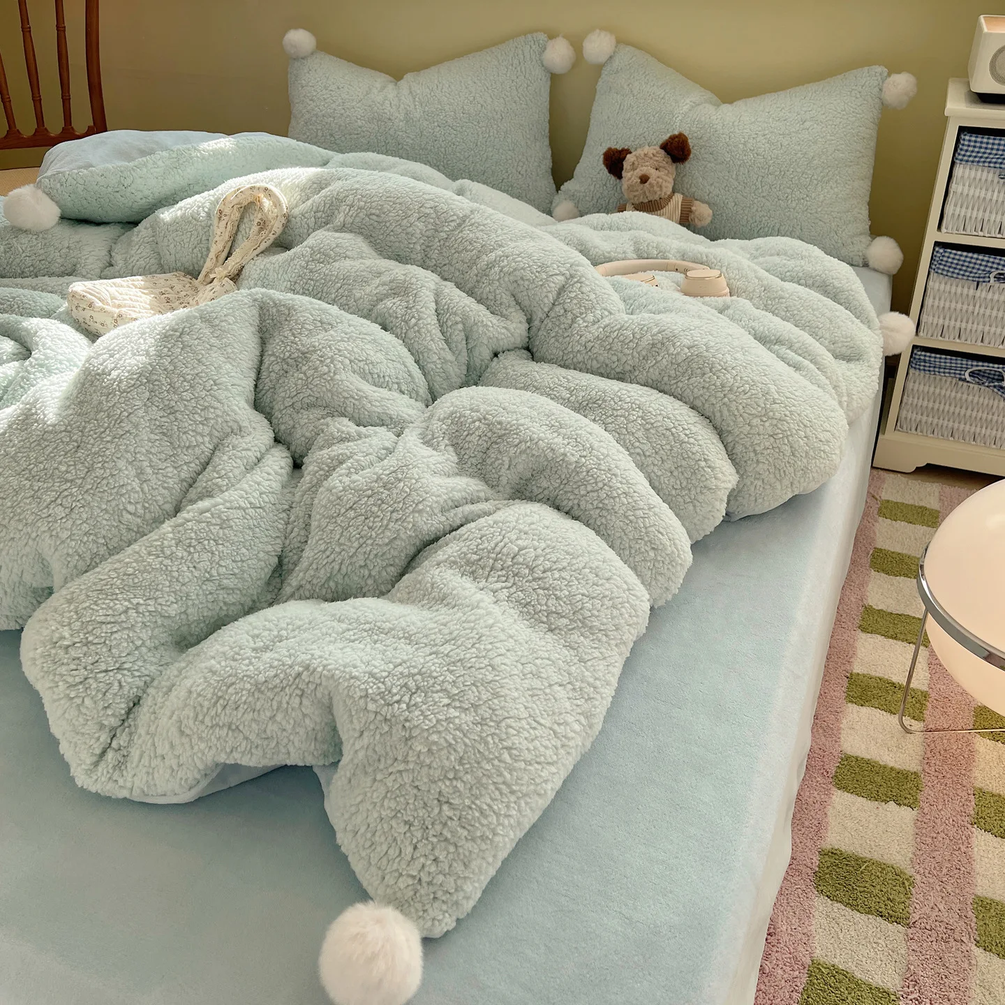 Artificial Lamb Fleece Bedding Set Winter Thicken Duvet Cover Set with Bed Sheet Warmth Quilt Comforters Cover and Pillowcases