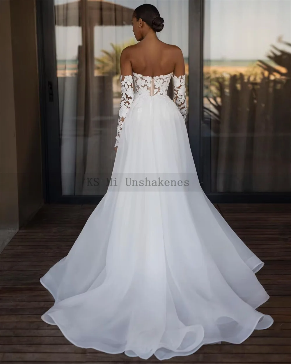 White Sexy African Wedding Dresses Beach Long Sleeve Lace Bride Dress Split Side Organza Wedding Gowns Sweep Train Boda