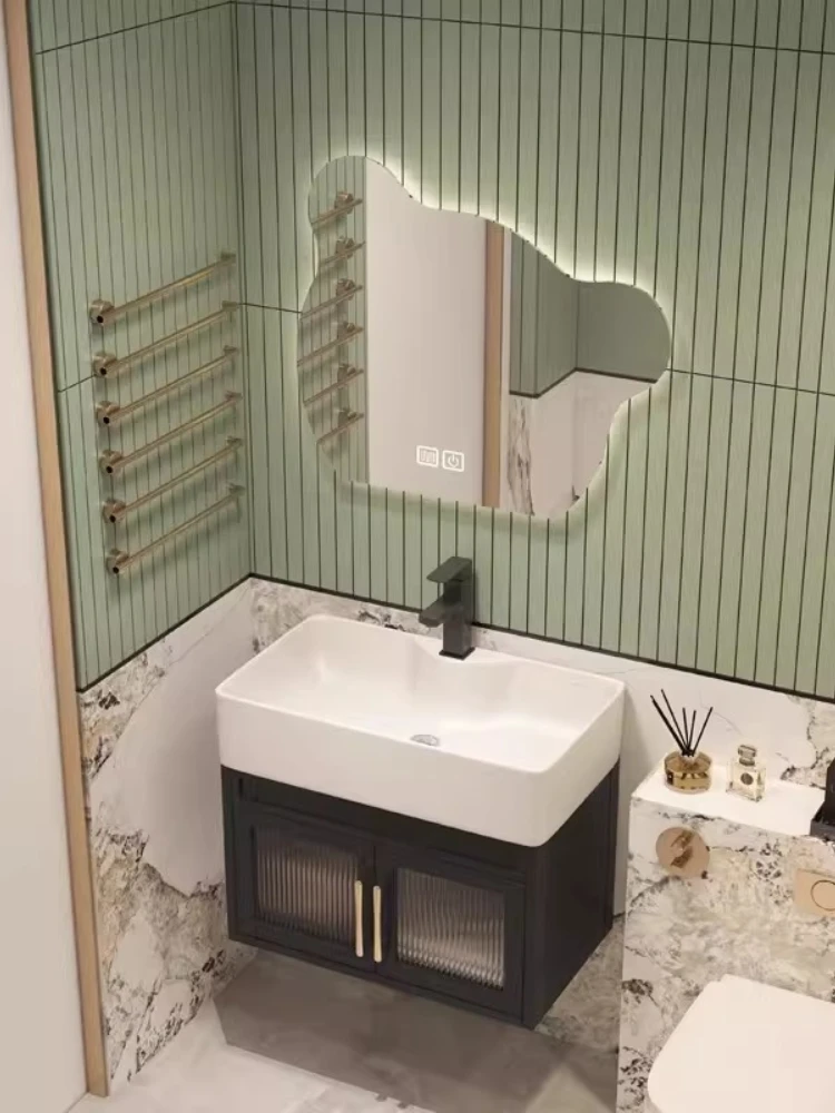 

Простая компактная алюминиевая настенная раковина для ванной комнаты/балкона черного цвета с зеркальным шкафчиком