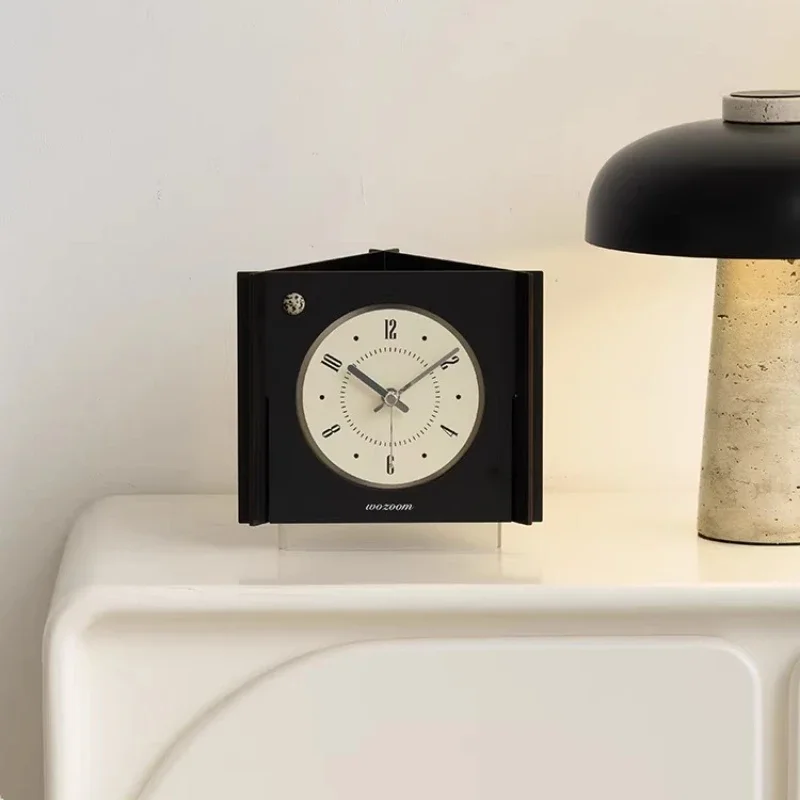 Scandinavian Modern Tabletop Clock Silent Analog Decorative Timepiece Living Room Home Decor Simple Desktop Display Shelf
