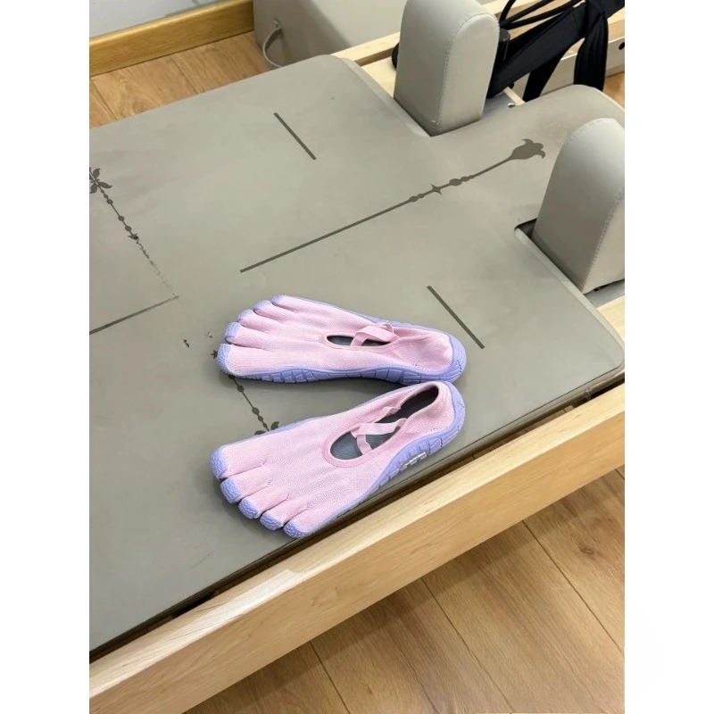 

Original Brand Ladies Weight Lifting Training Shoe Top Quality Yoga Fitness Shoe Comfortable Dance Performance Sneaker 35-40