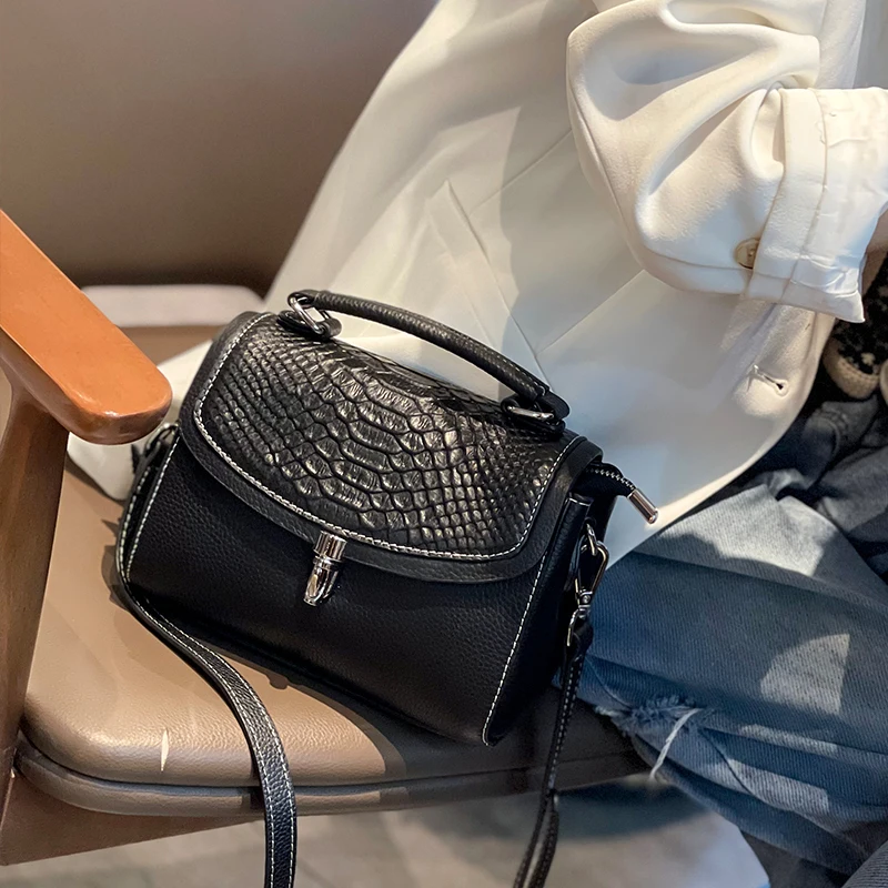 

Women's Genuine Leather Crossbody Bag Lady Fashion Purse Temperament Square Shoulder Bag Female Cow Leather Versatile Handbag