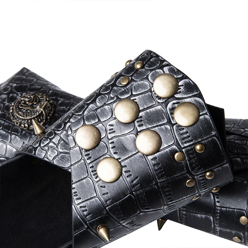 دعامات برشام جلدية سوداء من العصور الوسطى Steampunk - واقيات ذراع قابلة للتعديل لأزياء الهالوين، وأساور المعصم القوطية للجنسين