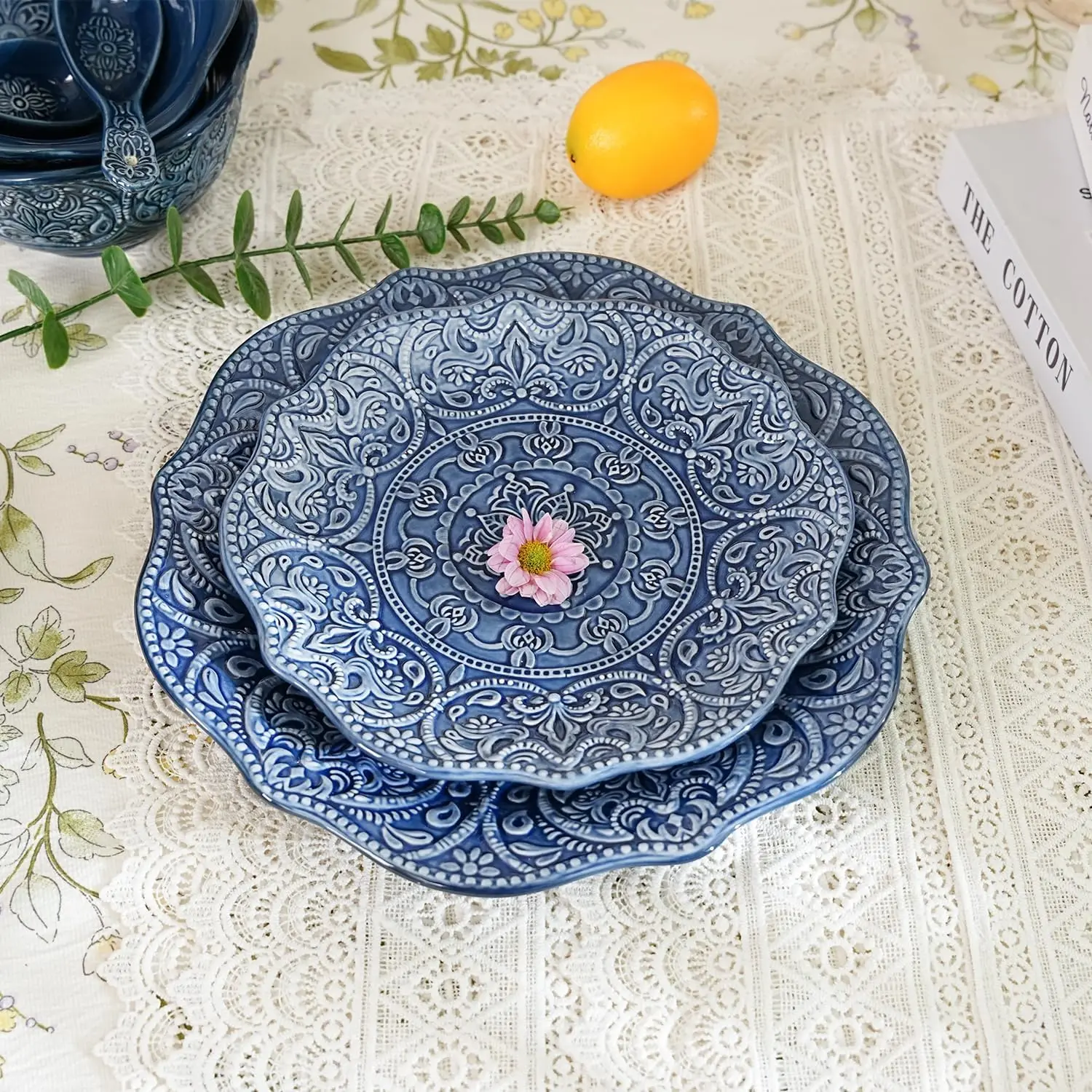 Vajilla de comedor fina de gres en relieve, platos de porcelana de estilo barroco antiguo, juego de 2 platos de ensalada de 8,5" y cena de 11"