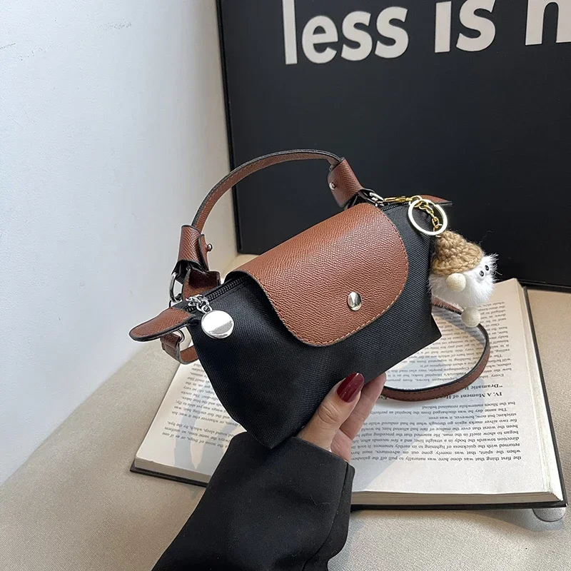 

Popular And Chic Tote Bag By Famous Designer For Ladies Luxury Leather Handbags With Multiple Pockets