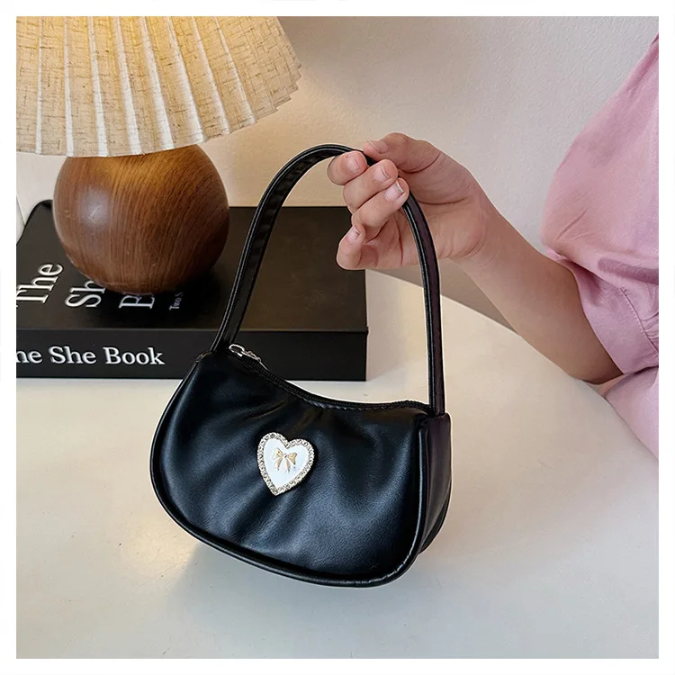 

Designer Inspired Shoulder Bag 2025 New Women's Minimalist Underarm Purse Solid Color Heart Lightweight Tote Casual Crossbody​