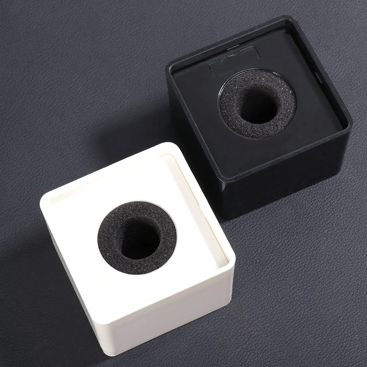 

2pcs Mic Logo Stand Square Cube Microphone Station Mark Flag ABS Durable Professional Interview Logo DIY Design Portable