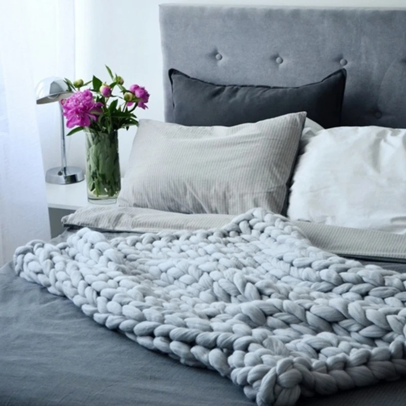 

80X100cm New Warm Handmade Chunky Knit Blanket Thick Line Yarn Knitted Throw Sofa Blanket Home Bed Decor-White-A10G