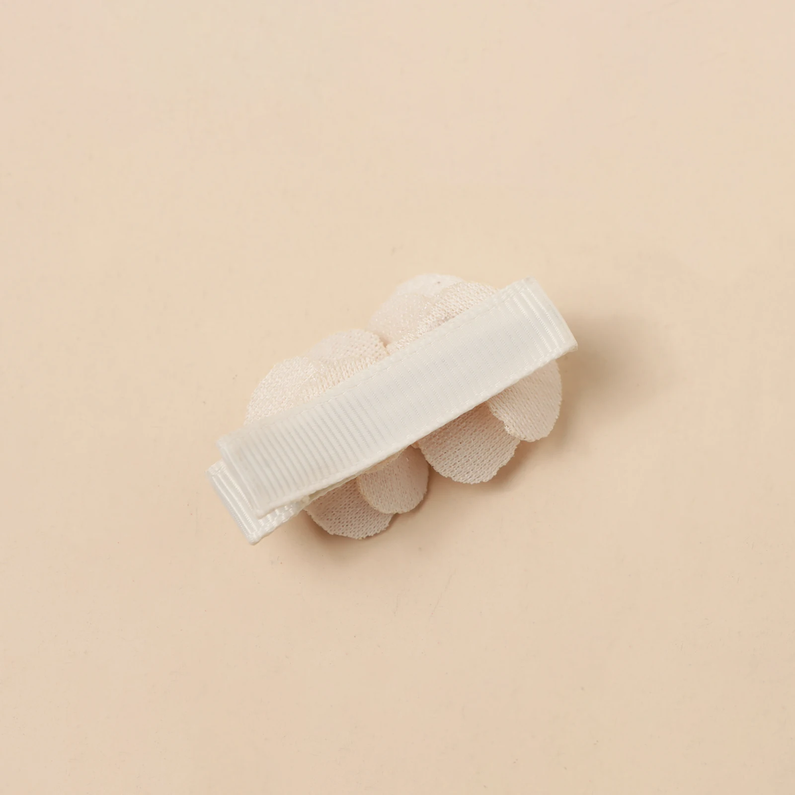 5pcs Beige Simulation Flowers Cloth Clips For Baby Girls Cute Mini Barrettes Party Photograph Cute Decor Hair Friendly Hairpins