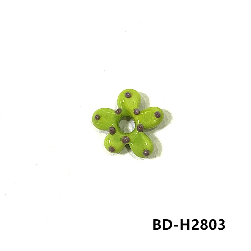 2Stück Dopamine farbige hohle Blumen Glasperlen INS Mini Blumen Charm Anhänger DIY Handgemachte Schmuckzubehör Bastelzubehör für Handwerker Perfektes Feiertagsgeschenk zur Armbänder Halsketten Herstellung – Detail 6