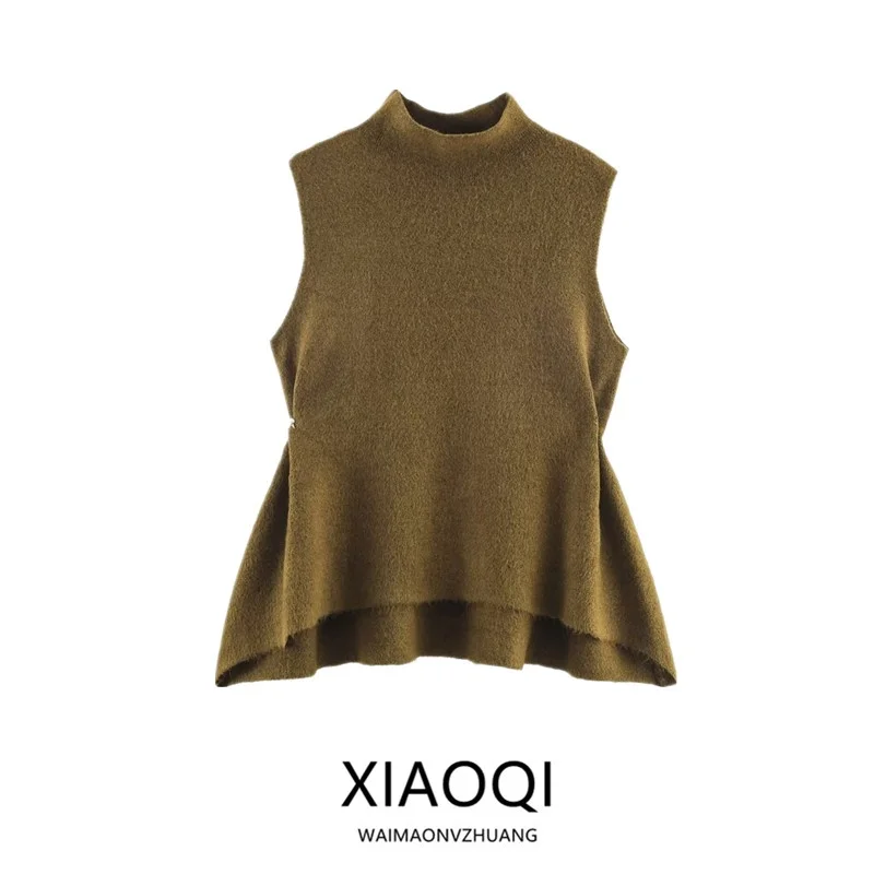 Jesień 2025 Nowa damska asymetryczna dzianinowa bluzka z ozdobami po bokach, uniwersalny trend mody, europejski styl, regularna długość, wyszczuplająca.