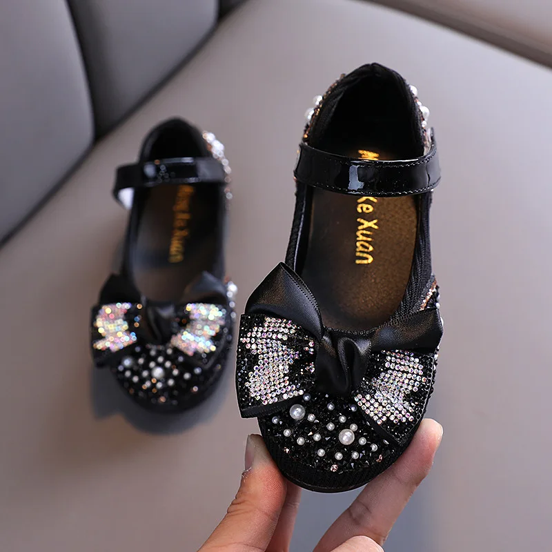 Kids Soft Flat Shoe Kids Girls Princess Leather Shoe Child Wedding Party Shoes Students Performance Girls Dance Diamonds Bowknot