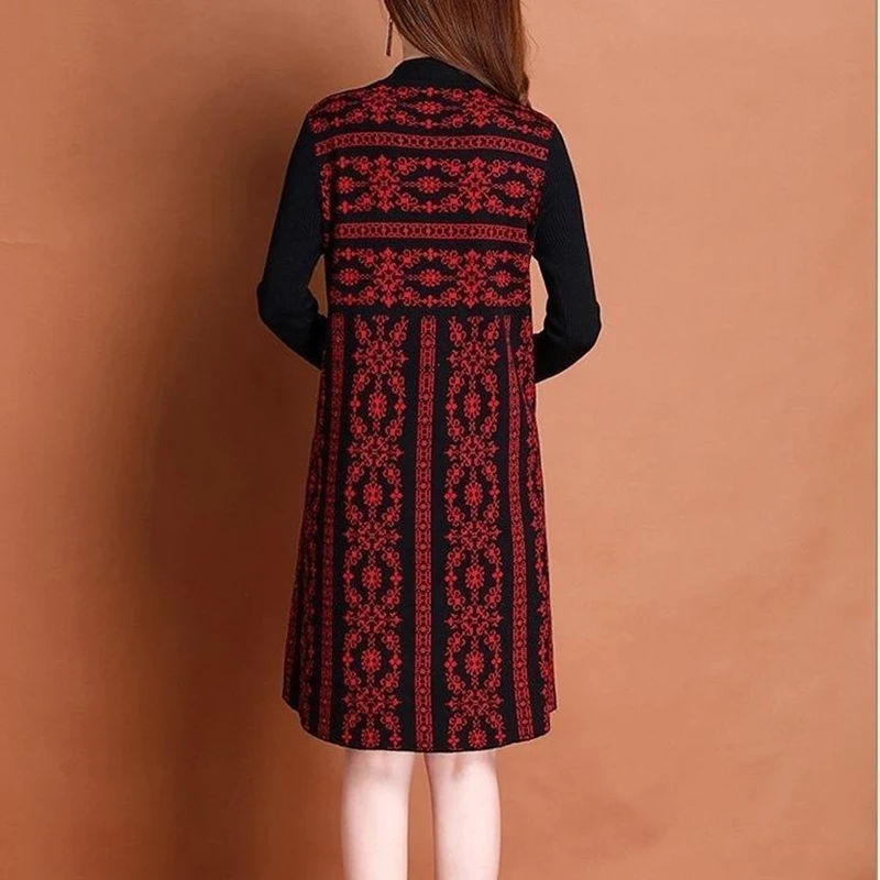 Mid Aged Elderly O-Neck Patchwork Dresses 2023 Autumn Loose Fashion Pullover Dresses Women's Long Sleeved Knitted Bottom Dresses