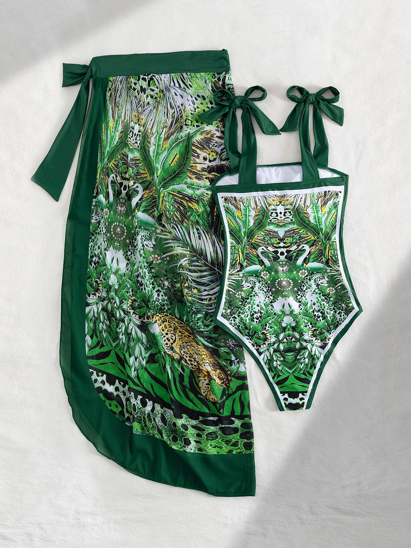 ชุดว่ายน้ำวันพีซลายป่าปี 2025 ลายเสือดาว ใบไม้เขตร้อน พร้อมกระโปรงแม็กซี่เข้าชุด เหมาะสำหรับวันพักผ่อนริมชายหาดในฤดูร้อน