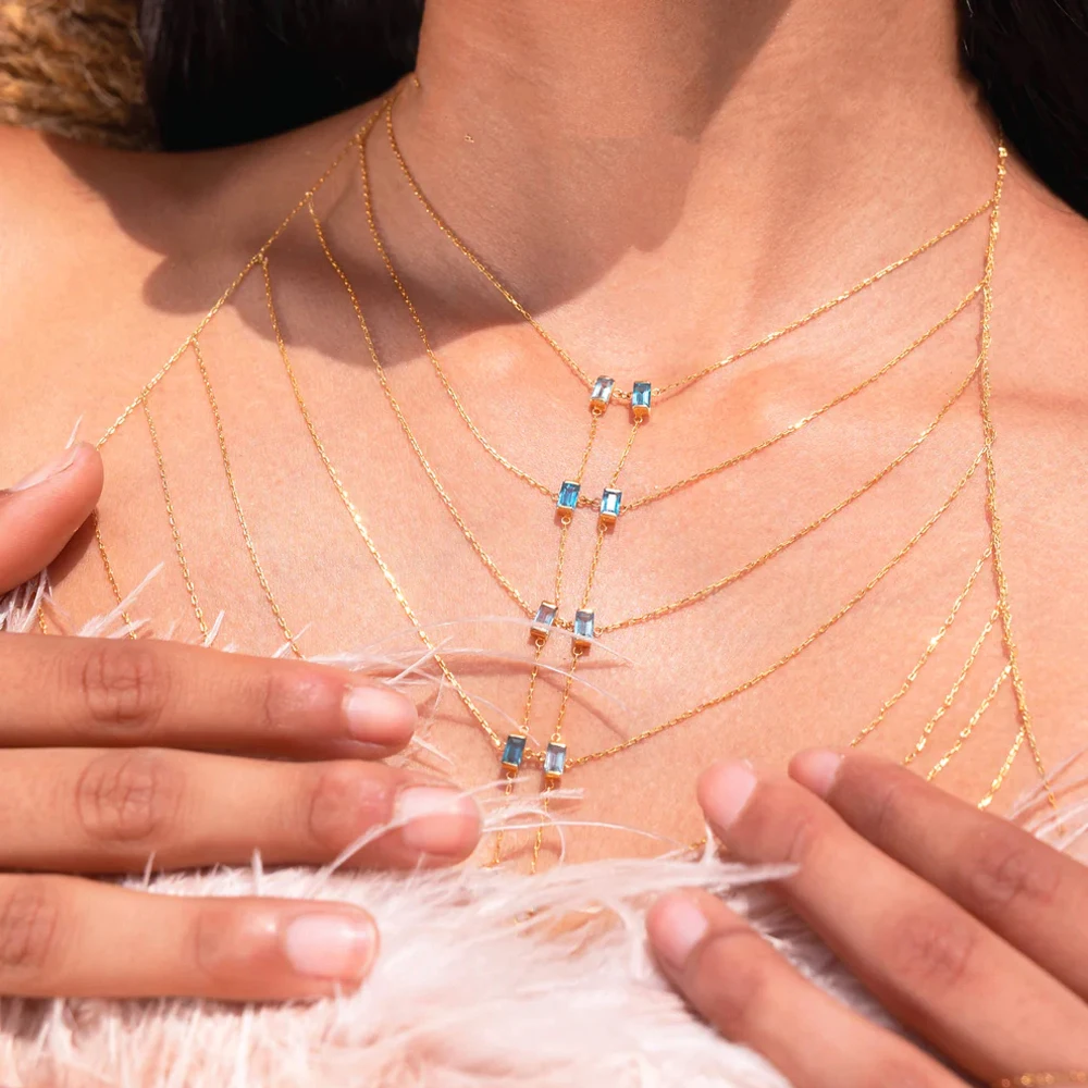 

Многослойное колье-цепочка для тела, женское сексуальное украшение-жилетка с цветными фианитами, ажурная цепочка с блестящими кисточками, модное украшение для вечеринок