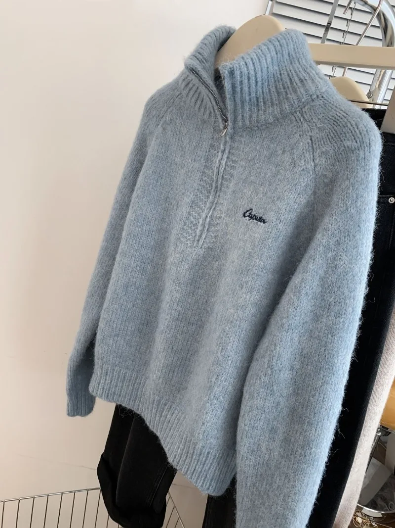 Blauer Strick pullover mit halbem Reiß verschluss und Winter verdicktem, lang ärmel igem, übergroßem, locker gestricktem Pullover