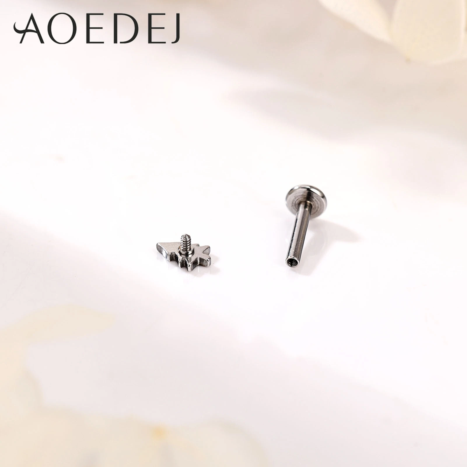 AOEDEJ 1Piece Christmas Serie 16G Stainless Steel Labret Lip Piercing Santa Claus Shape Lip Stud Helix Cartilage Earring Jewelry