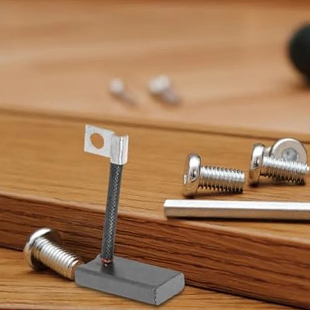 

Для гольф-кара, сменный комплект угольных щеток стартера, набор из 4 предметов для надежного запуска и последовательной производительности двигателя