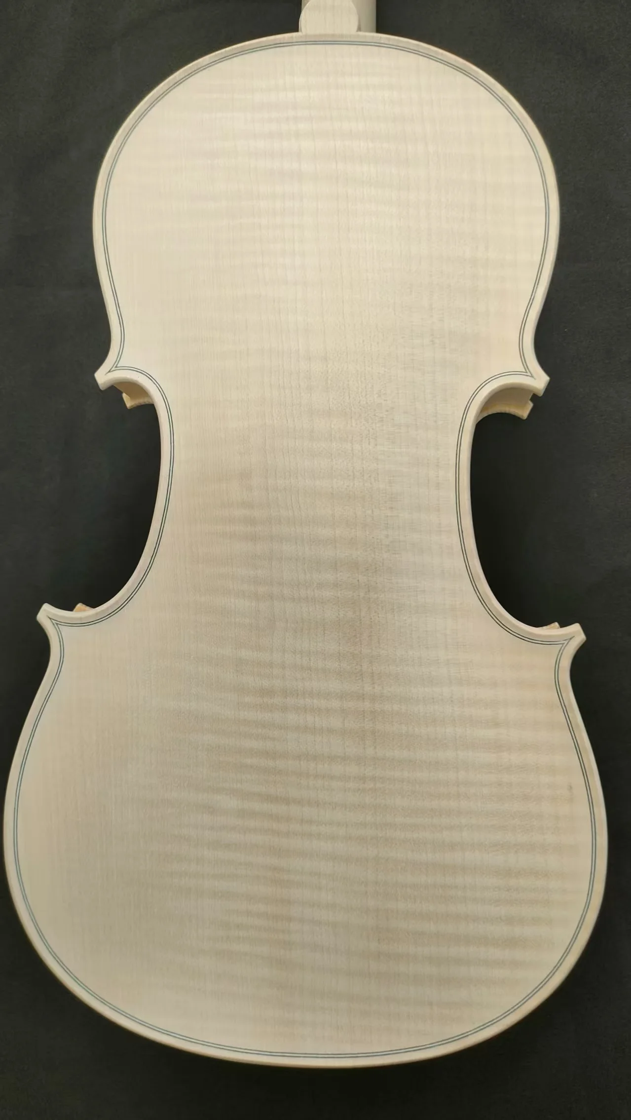 1 Stück unlackierte weiße Violine 4/4, europäischer geflammter einteiliger Ahornboden, Fichtendecke ZHED241002 #