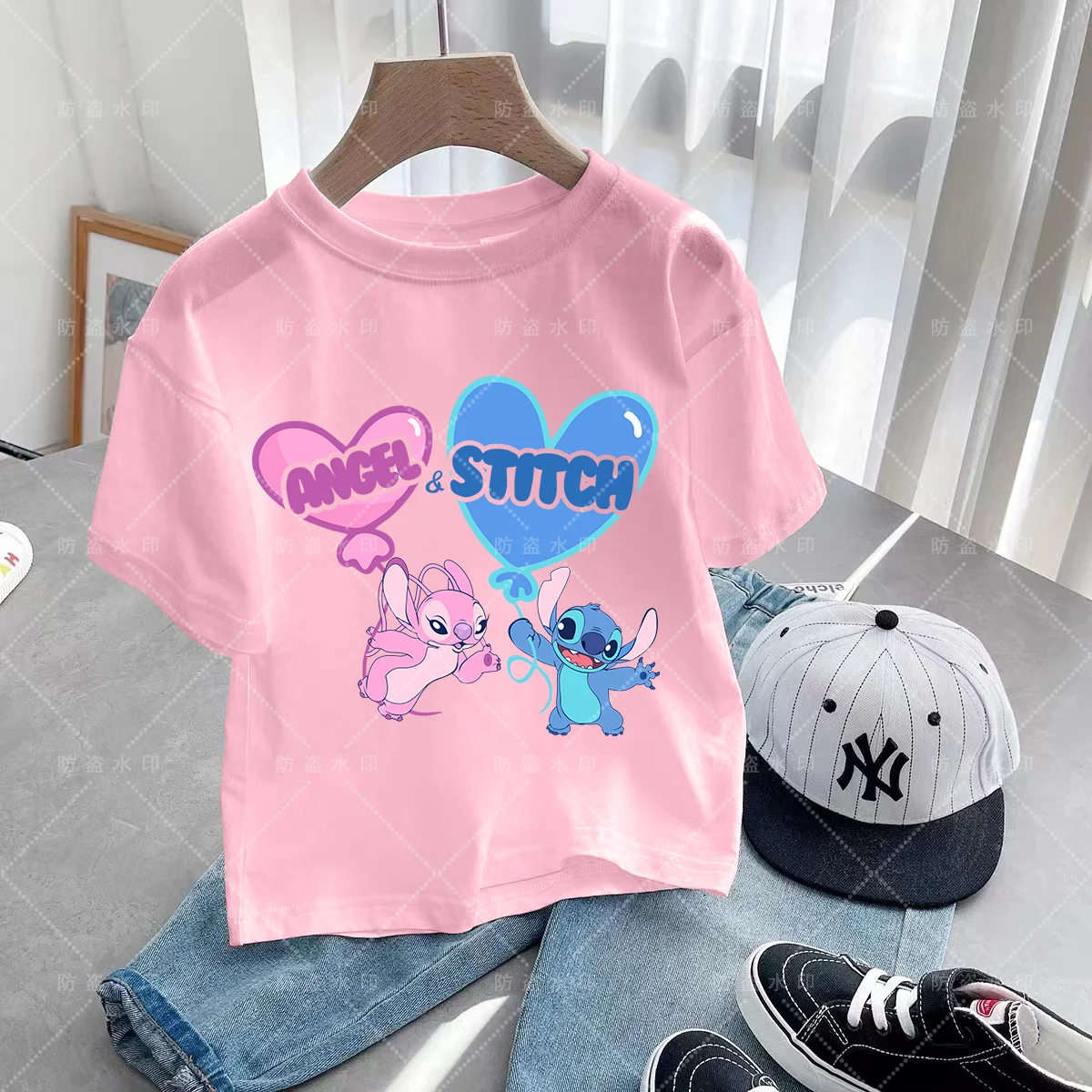 

Lilo and Stitch Girls Kawaii Tops Мультяшные Y2k детская одежда 2024 футболки летний топ Мультяшные кавайные Детские мамы