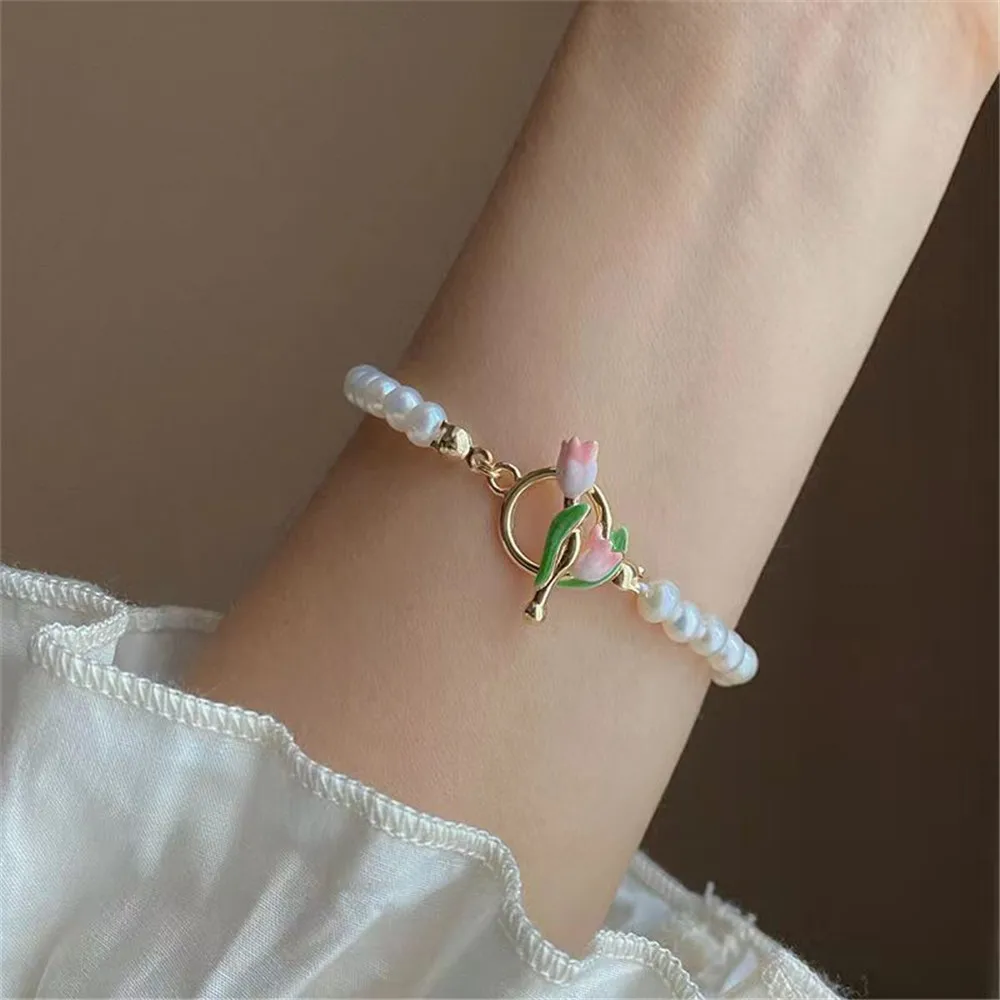 New Hand made string of lily of the valley Rice Bead Bracelet Female Temperament Tulip Pearl Pendant Bracelet Woman Jewelry Gift