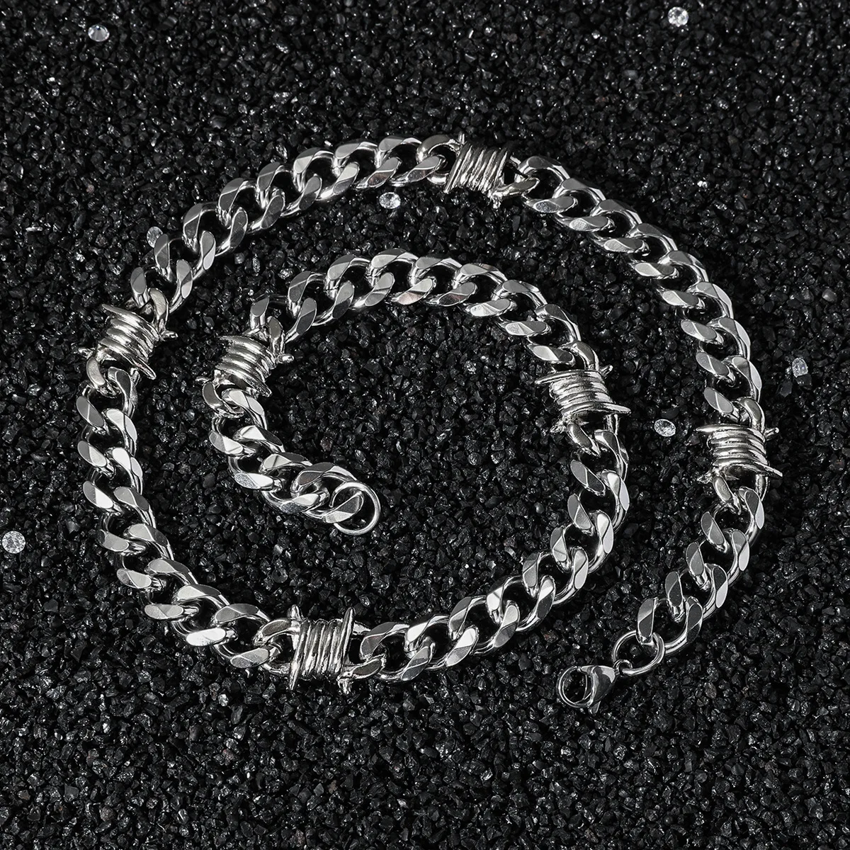 Bracelet à maillons cubains en - Street Fashion Photoshoot avis et prix