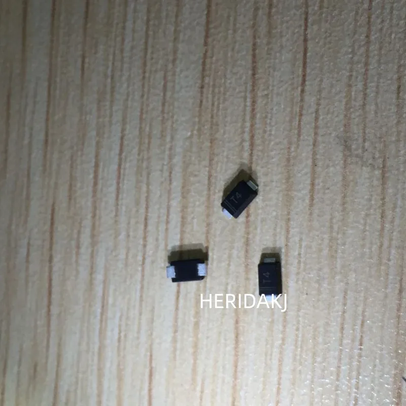 100pcs/lot 1206 1N4148W T4 1N4148 IN4148 SOD-123 IC