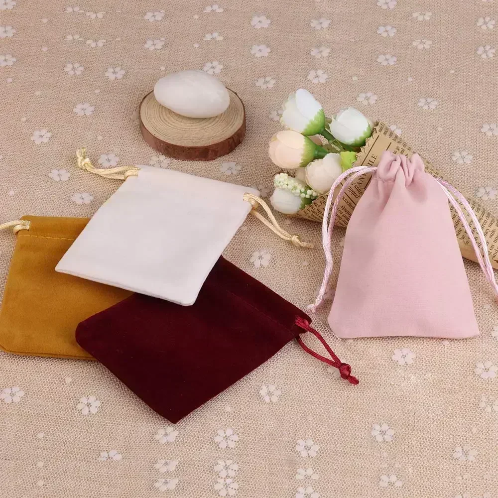 Pochettes à cordes de proximité pour fête de Noël, mariage, bonbons, bijoux, concours, 8 pocommuniste