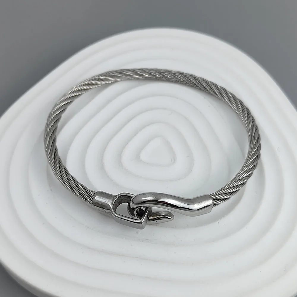 New steel wire button hook gold-plated stainless steel bracelet 18K, high quality waterproof couple bracelet, wife gift