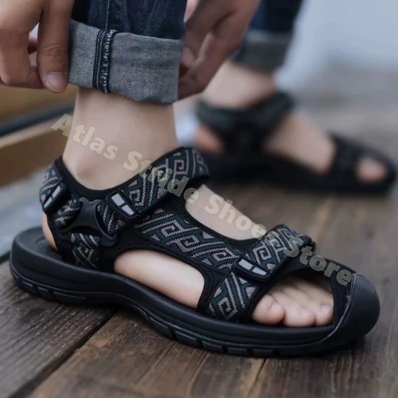 Closed Toe Adjustable Strap Sport Sandals Non Slip Breathable Lightweight Comfortable Outdoor Hiking Beach Walking Casual Sandal