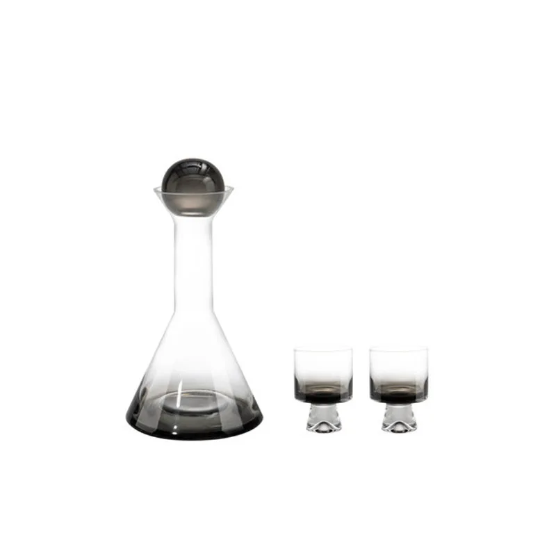 

Sample room, gray gradual change, copper-plated glass pot, cold water cup, cold kettle, glass exhibition room