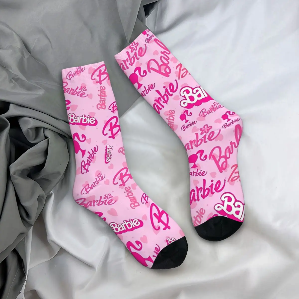 Medias con logotipo de Barbie, calcetines divertidos estampados, calcetines antideslizantes de otoño, calcetines cómodos para correr para hombres