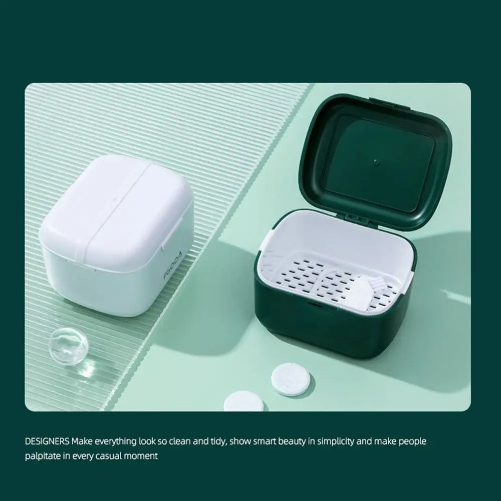 Nordic Style Denture Bath Box with Strainer Soaking False Teeth Storage Box Cleaning Box Simple Orthodontic Retainer Case